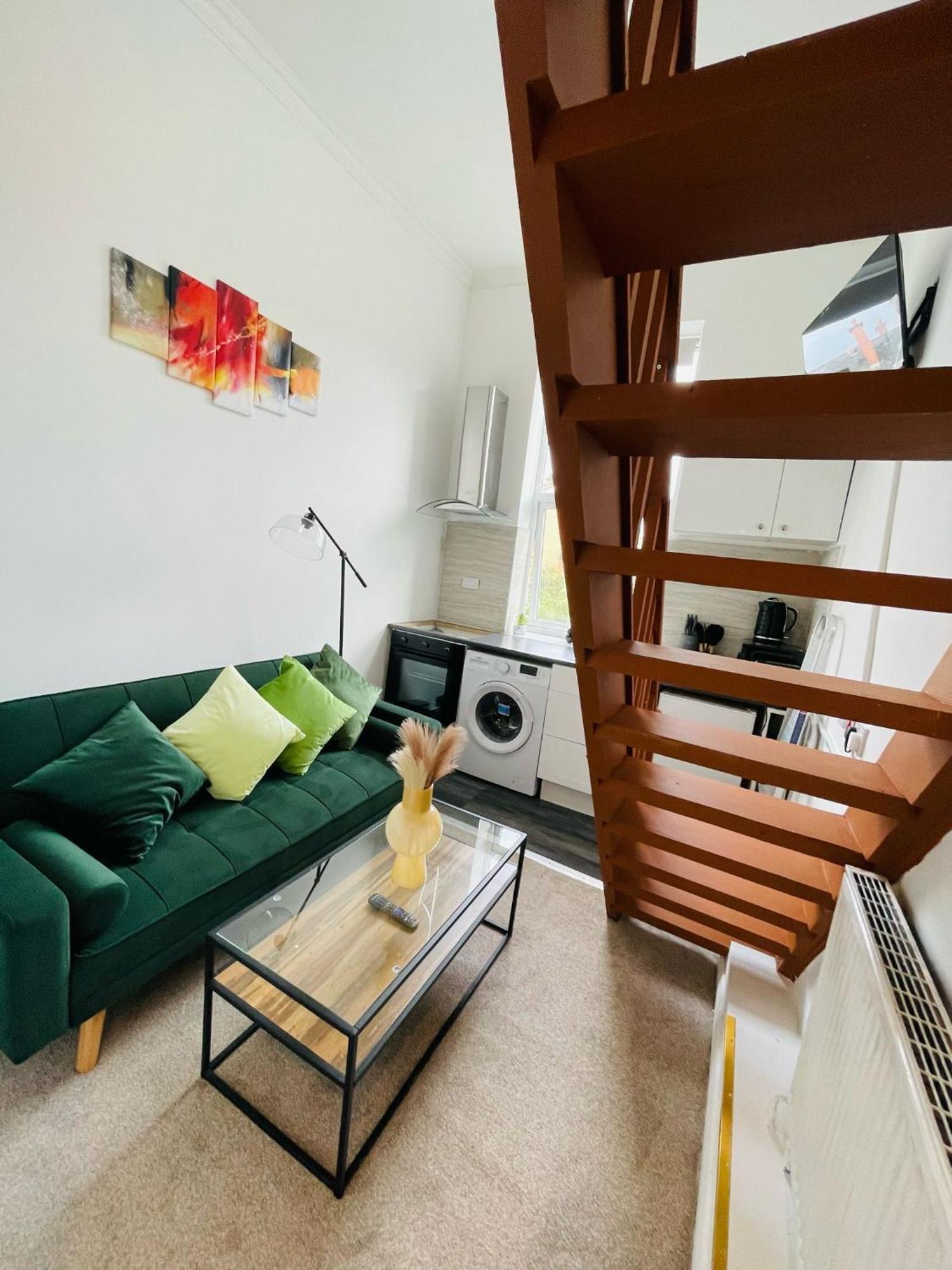 Modern Studios Queenspark Londyn Pokój zdjęcie