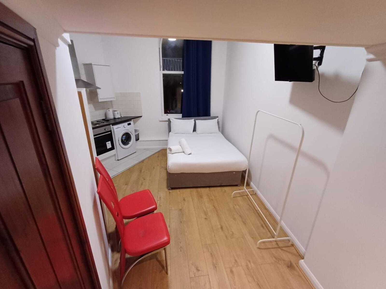 Modern Studios Queenspark Londyn Pokój zdjęcie