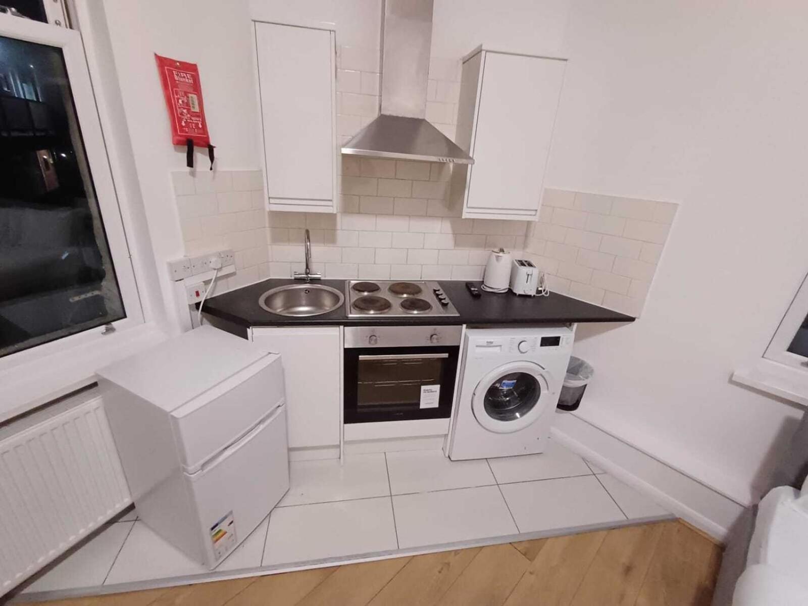 Modern Studios Queenspark Londyn Pokój zdjęcie
