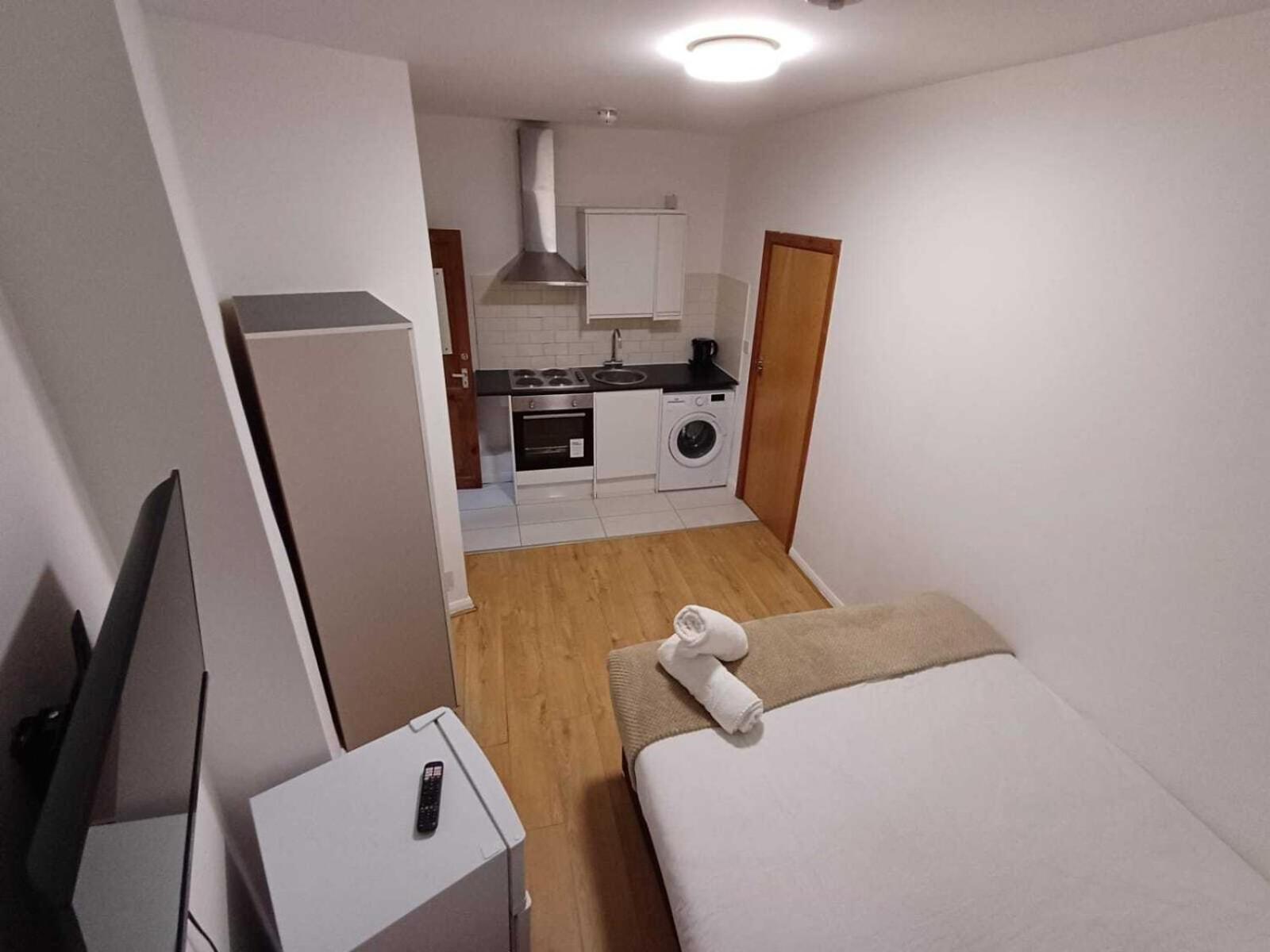 Modern Studios Queenspark Londyn Pokój zdjęcie