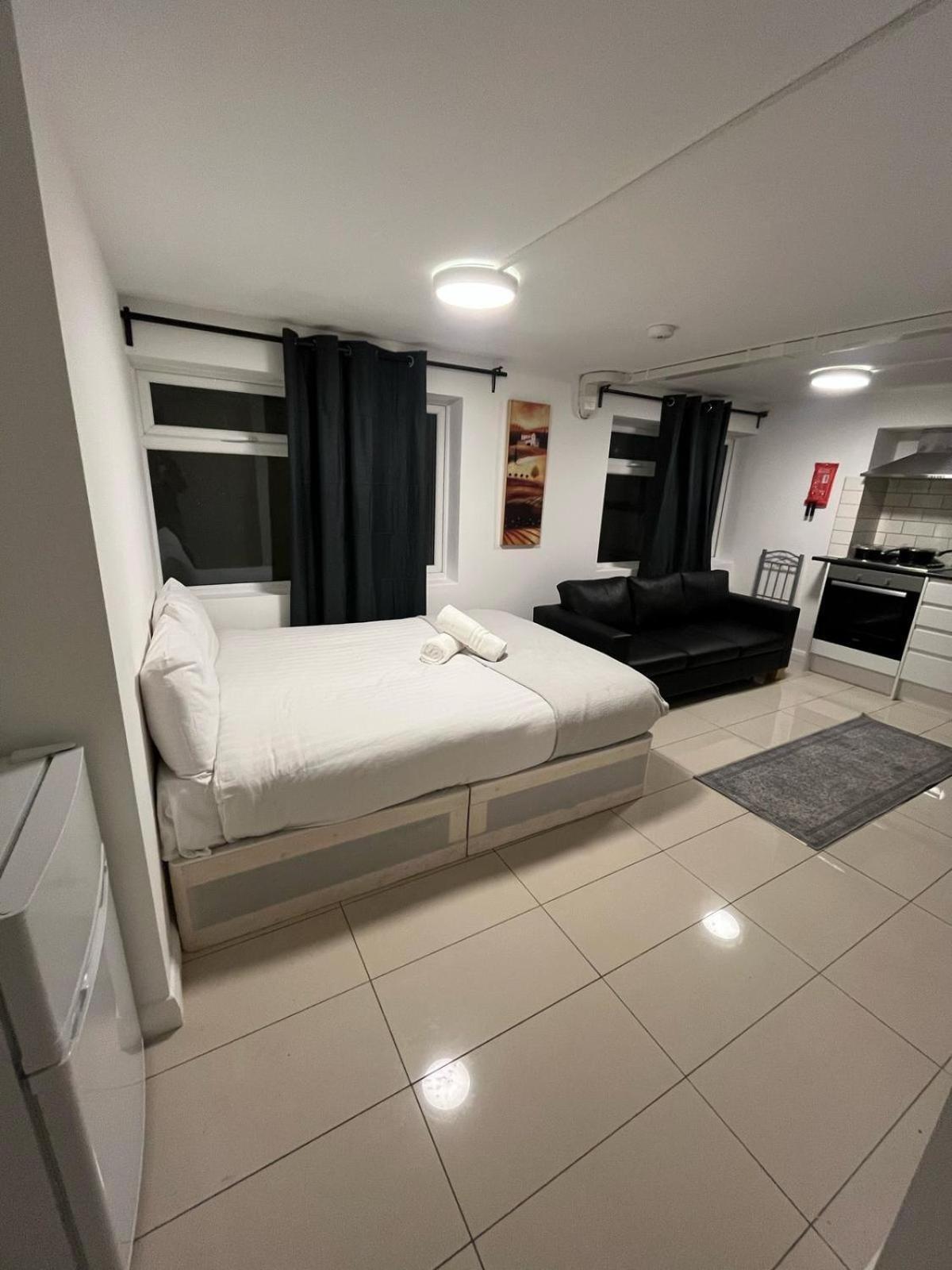 Modern Studios Queenspark Londyn Pokój zdjęcie
