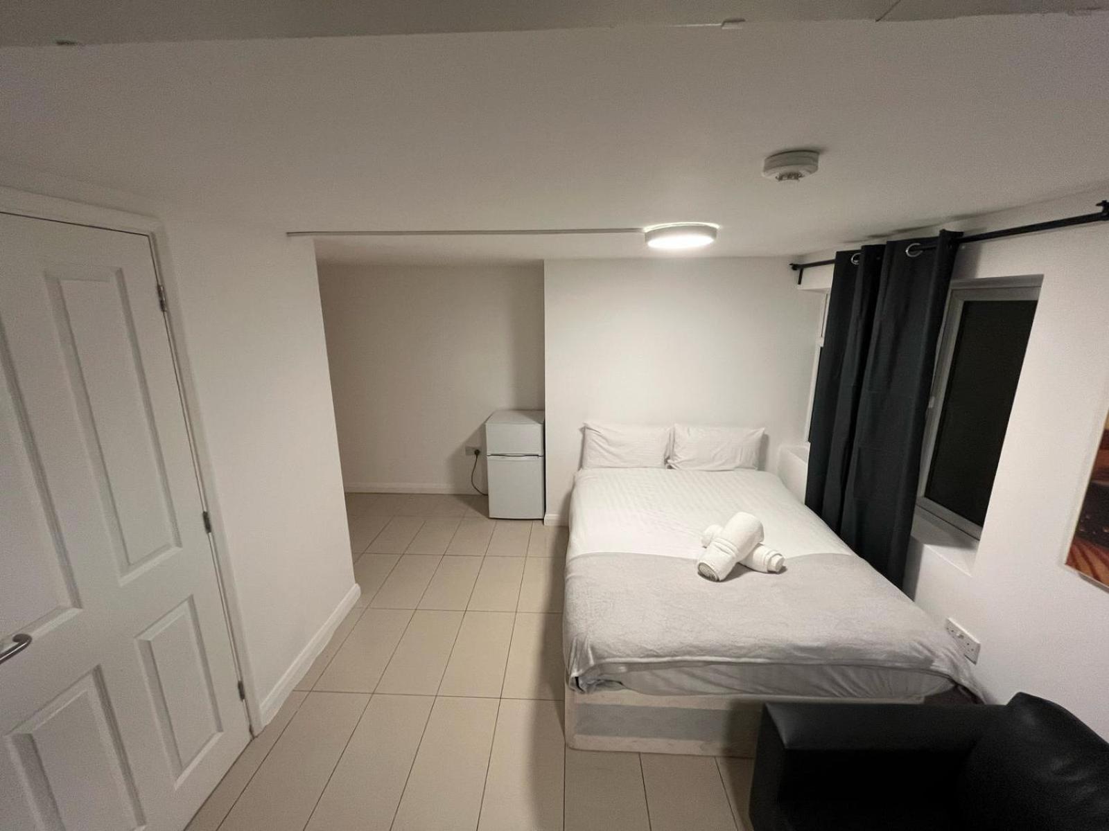 Modern Studios Queenspark Londyn Pokój zdjęcie